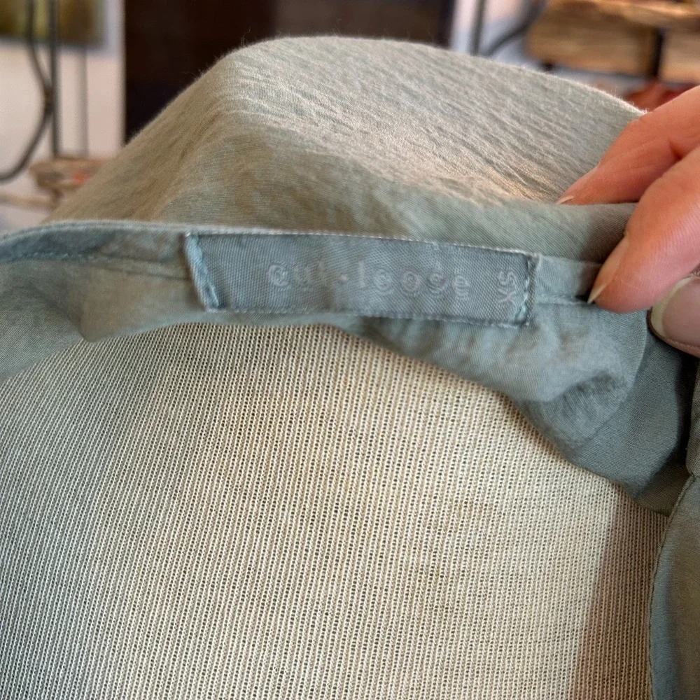 cut loose Olive Green Button-Front Long Sleeve Tunic Boho Resort - Picture 2 of 7